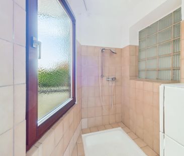 Geräumige 2-Zimmer-Wohnung in älterem Gebäude inmitten des Marktes ... - Photo 5