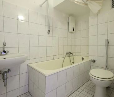 1,5 Zimmer Apartment mit Einbauküche im EG // sofort frei - Photo 4