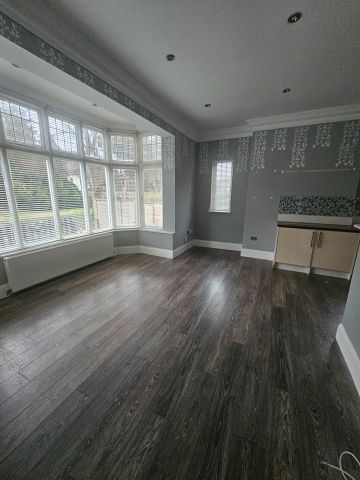 2 Bed Flat, Knighton Drive, LE2 - Photo 4