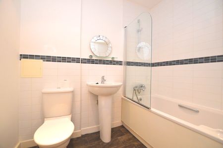 Rye Lane, London, SE15 - Photo 5