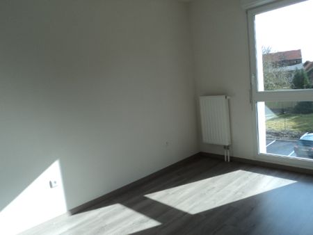 Location Appartement 2 pièces 35m² - Photo 2