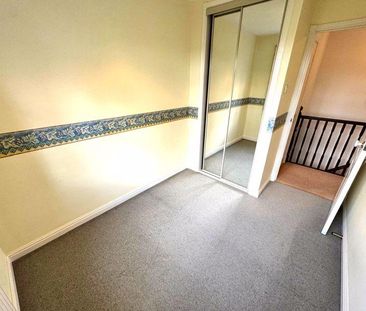 4 bedroom detached house to rent - Photo 2