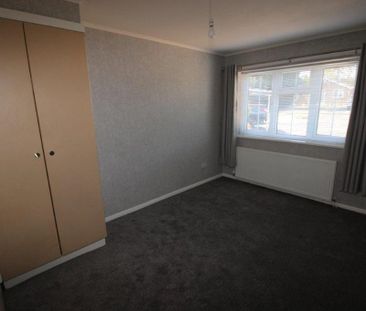 2 bedroom detached bungalow to rent - Photo 4