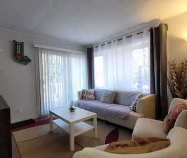 For Lease - 18 16TH Street, Wasaga Beach, Ontario - Photo 3