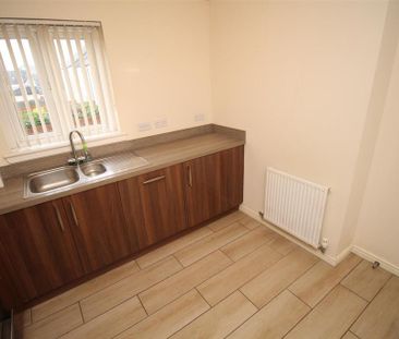 2 bedroom flat to rent - Photo 6