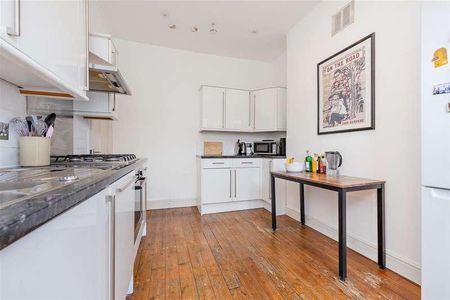 Chalk Farm Road, London, NW1 - Photo 3