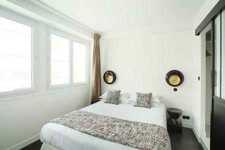 Appartement à louer à Paris 8Ème - Photo 2