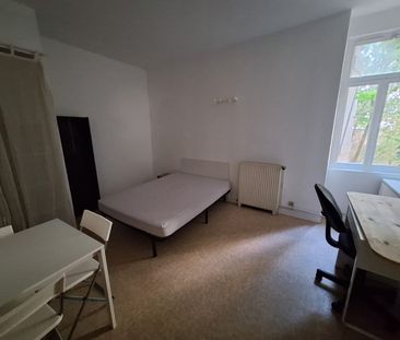 Location Appartement 1 pièce 23m² BORDEAUX 33000 - Photo 3