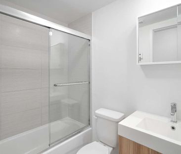 6500 Decarie Blvd, Montréal, QC - Photo 4