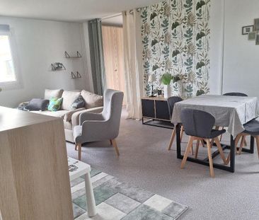 Location Appartement 4 pièces 93m² DOUAI 59500 - Photo 1