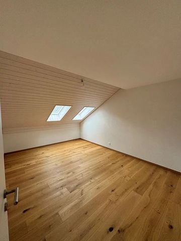 Appartement de 3.5 pièces au 2ème étage (combles) - Photo 3