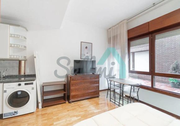 Estudio de alquiler en La Regenta, La Ería - Foto 1