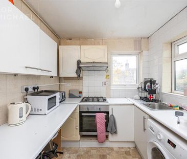 5 bedroom terraced house to rent - Photo 3