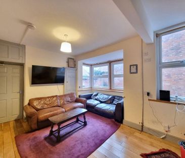 7 bedroom terraced house to rent - Photo 1