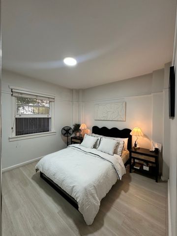 Bondi Beach - Photo 5