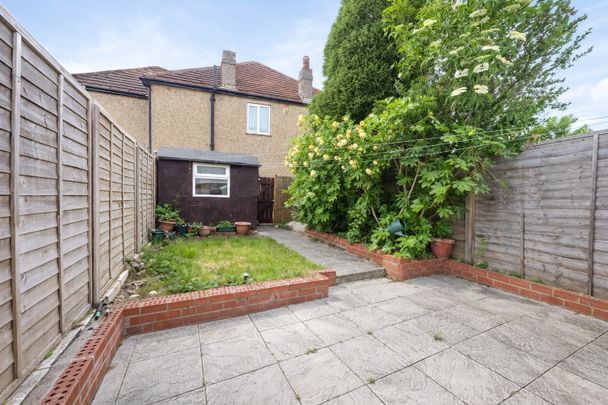 Room in a Shared House, Cranbrook Road, CR7 - Photo 1