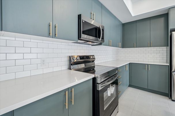 For Lease - 253 Crescent Bay Lane Unit# 3-105, Huntsville, Ontario - Photo 1
