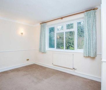 2 bedroom maisonette to rent - Photo 3