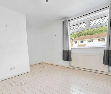 Rhiw'r Ddar, Taffs Well, Cardiff, CF15 - Photo 6