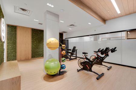 For Lease - 3250 Carding Mill Trail Unit# 506, Oakville, Ontario - Photo 2