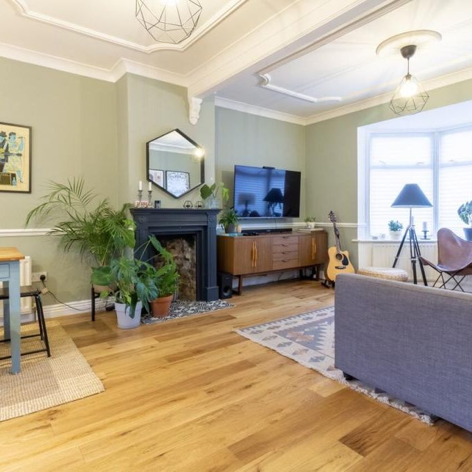 4 Bed Terraced House, Tilbrook Road, SE3 - Photo 1