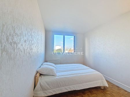 Location Appartement 2 pièces 46m² NANTERRE 92000 - Photo 4