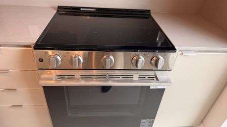 For Lease - 28 Olive Avenue Unit# 1111, Toronto, Ontario - Photo 4