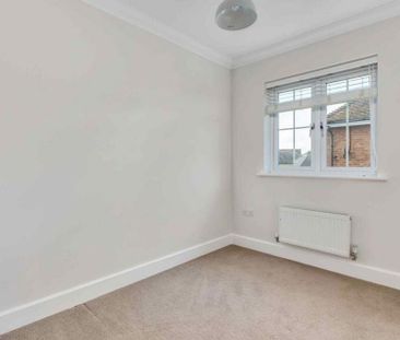 4 bedroom detached house to rent - Photo 5