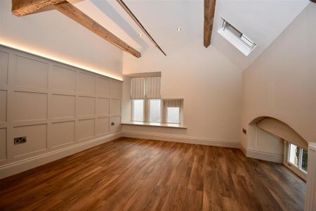 3 bedroom semi-detached house to rent - Photo 3