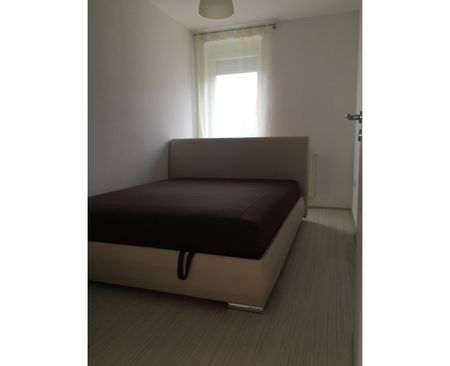 Kiadó lakás a Bálicsi úton. - Fotó 2