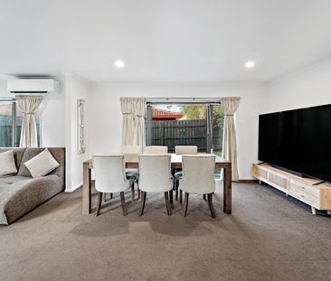 Spacious Family Living - Photo 2