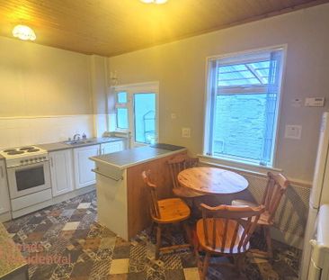 248 Cregagh Street, Belfast, BT6 8NL - Photo 6