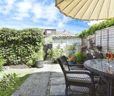 2 bedroom maisonette to rent - Photo 1