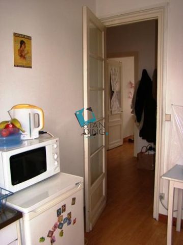 LILLE – Rue du Maire André À deux pas du métro République - Photo 5