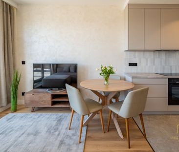 Piękne dwa pokoje z panoramą miasta i dużym tarase - Zdjęcie 1