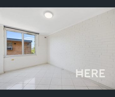 Apartment Living in the Heart of North Perth - Photo 2