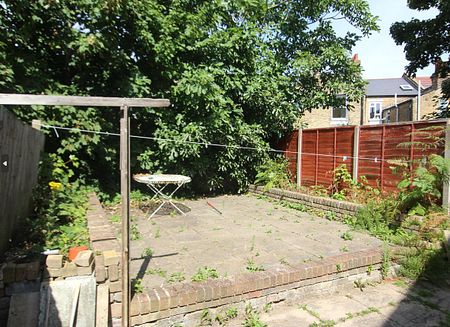 Double Room in a shared house - Catford, SE6 - Photo 5