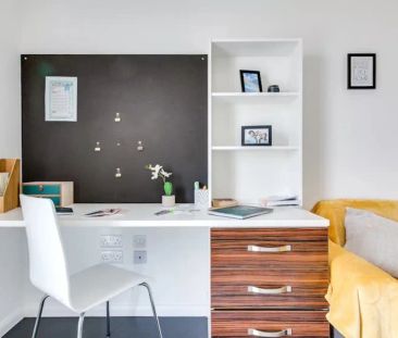 Bronze Studio - Photo 5