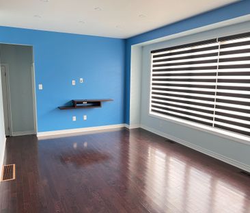 For Lease - 40 Mclean Avenue, Collingwood, Ontario - Photo 1