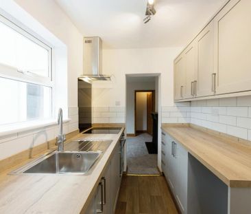 2 bedroom terraced house to rent - Photo 6