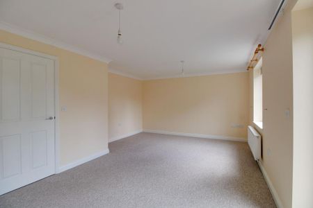 2 bedroom semi-detached house to rent - Photo 2