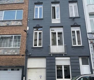 Appartement te huur in Antwerpen voor € 730 met 1 slaapkamer - Photo 4