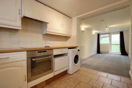 Wensleydale, Hemel Hempstead, HP2 - Photo 2