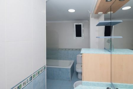 Carrer de Dalt de la Mar, Valencia, Valencian Community 46024 - Photo 4