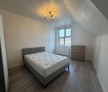 Finchley Lane, Hendon, London, NW4 - Photo 2