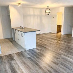 Condo à louer Val-Bélair (WIFI INCLUS) - Photo 2