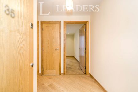 1 bedroom apartment to rent Printing House Square, Martyr Road, Guildford, GU1 - Photo 2