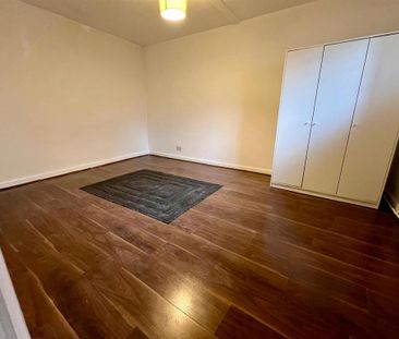 1 bedroom house to rent - Photo 1