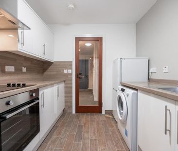 1 bedroom flat to rent - Photo 5