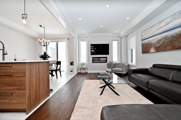 For Lease - 20 Betterridge Trail, Barrie, Ontario - Photo 1